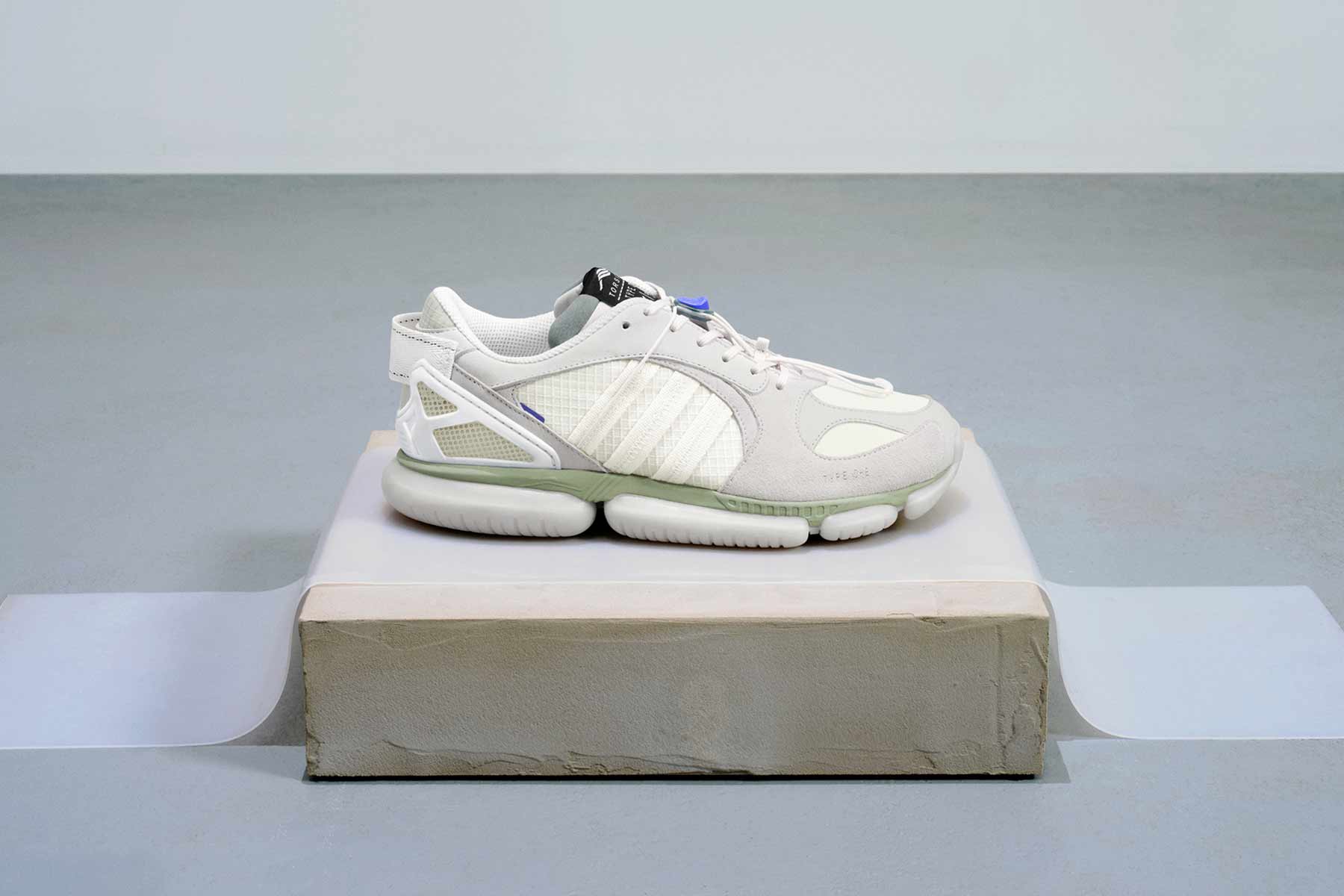 Adidas Originals x Type O-6 - Grey/Core White