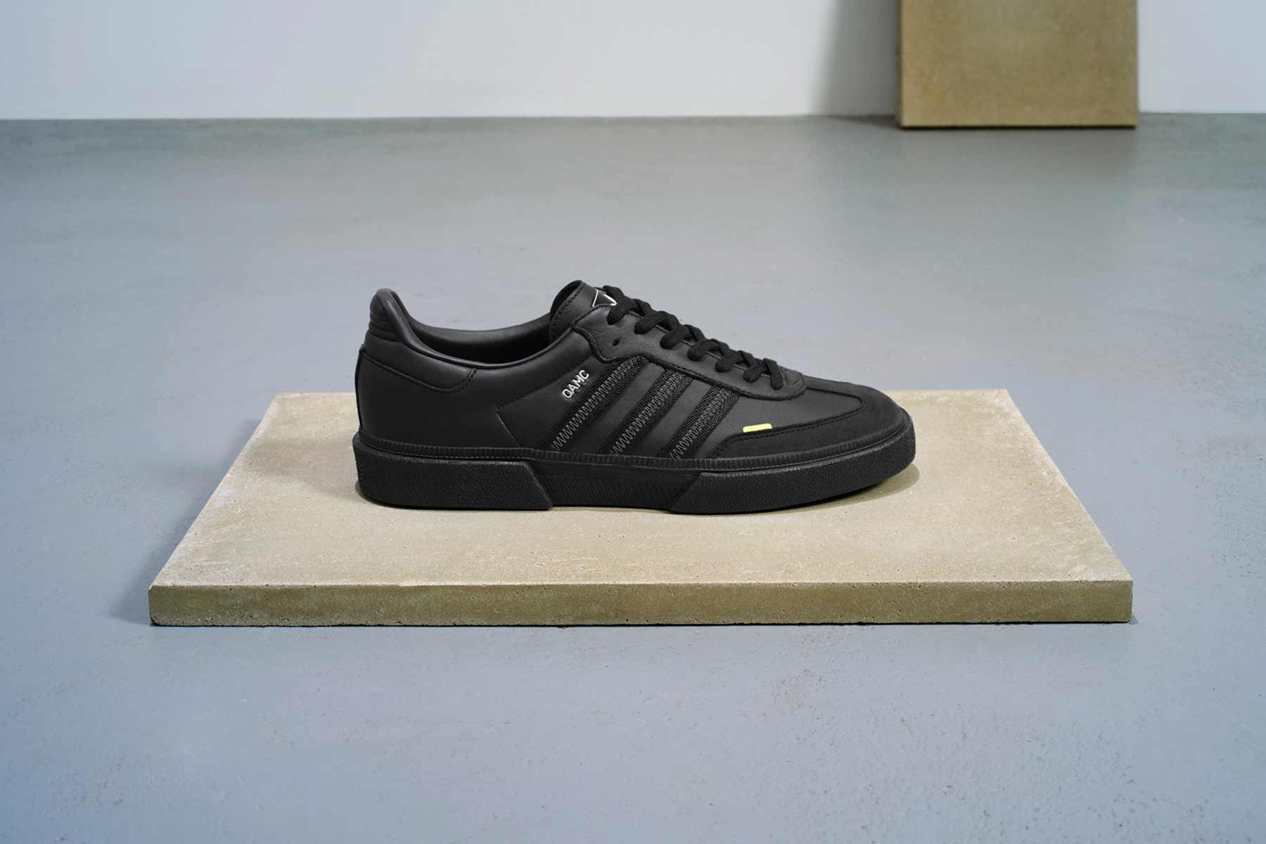 Adidas Originals x Type O-8 - Core Black/Grey Six