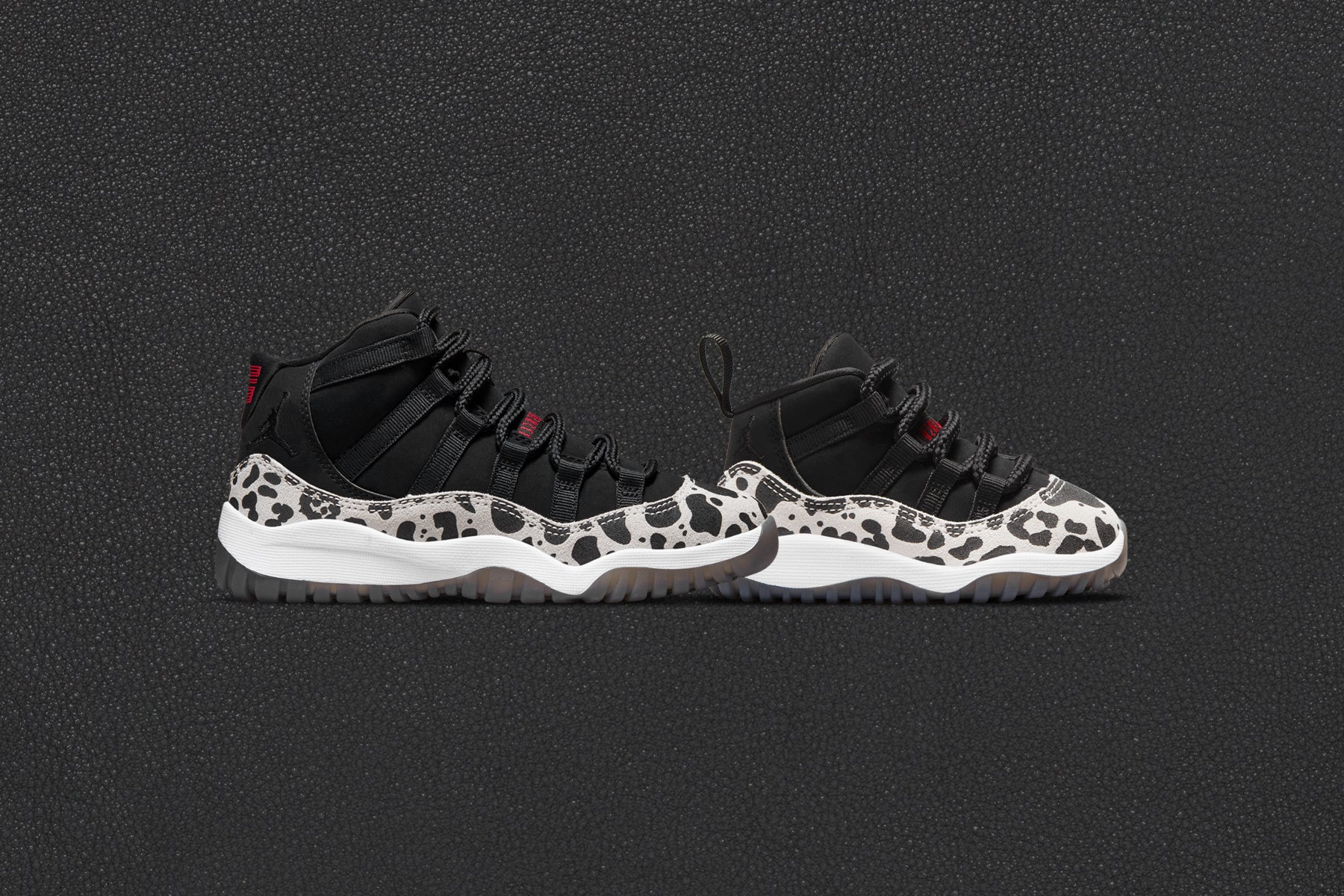 Air Jordan 11 Retro (PS) - Black/Gym Red/Sail