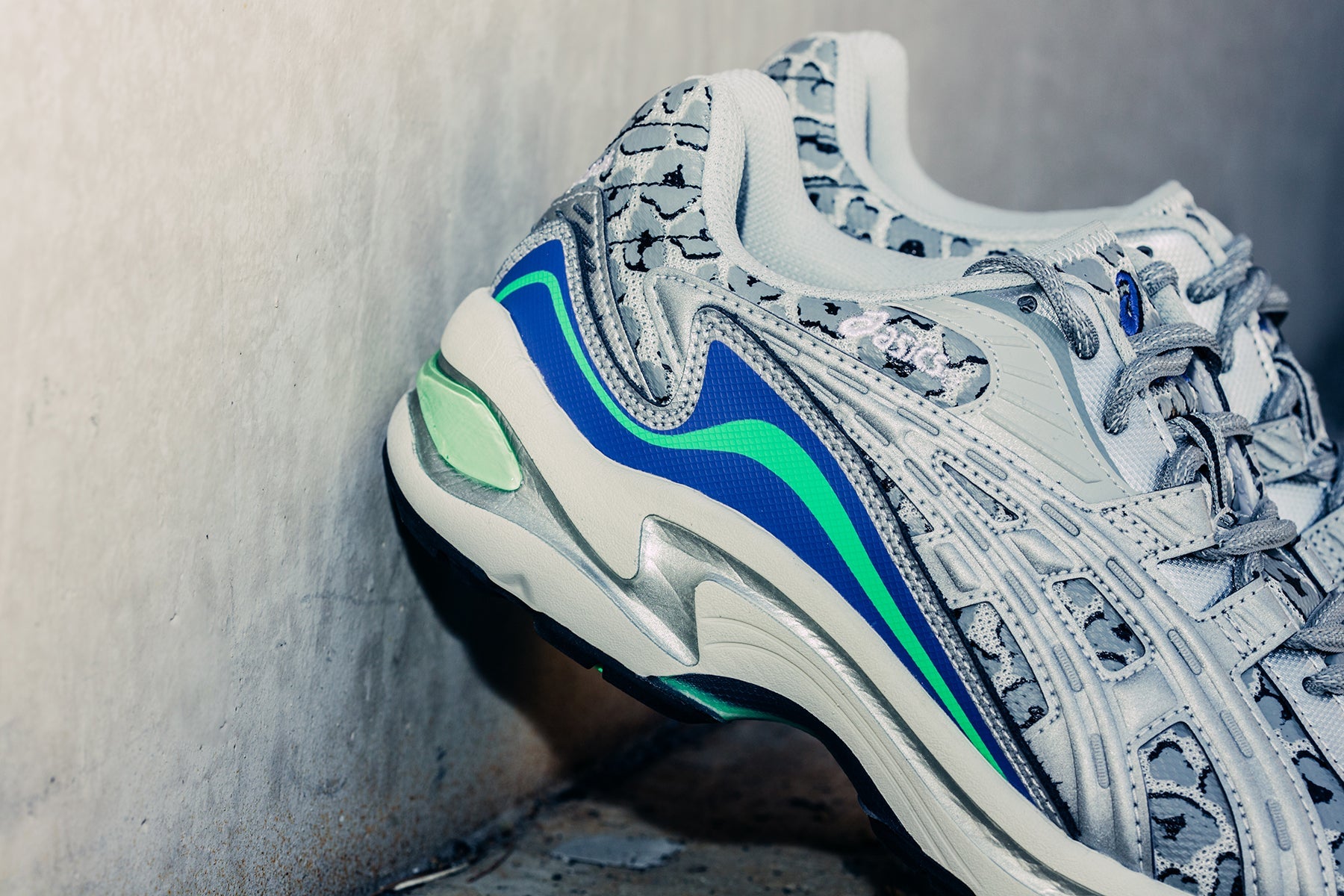 Asics x Awake Gel-Preleus - Cool Grey/Silver
