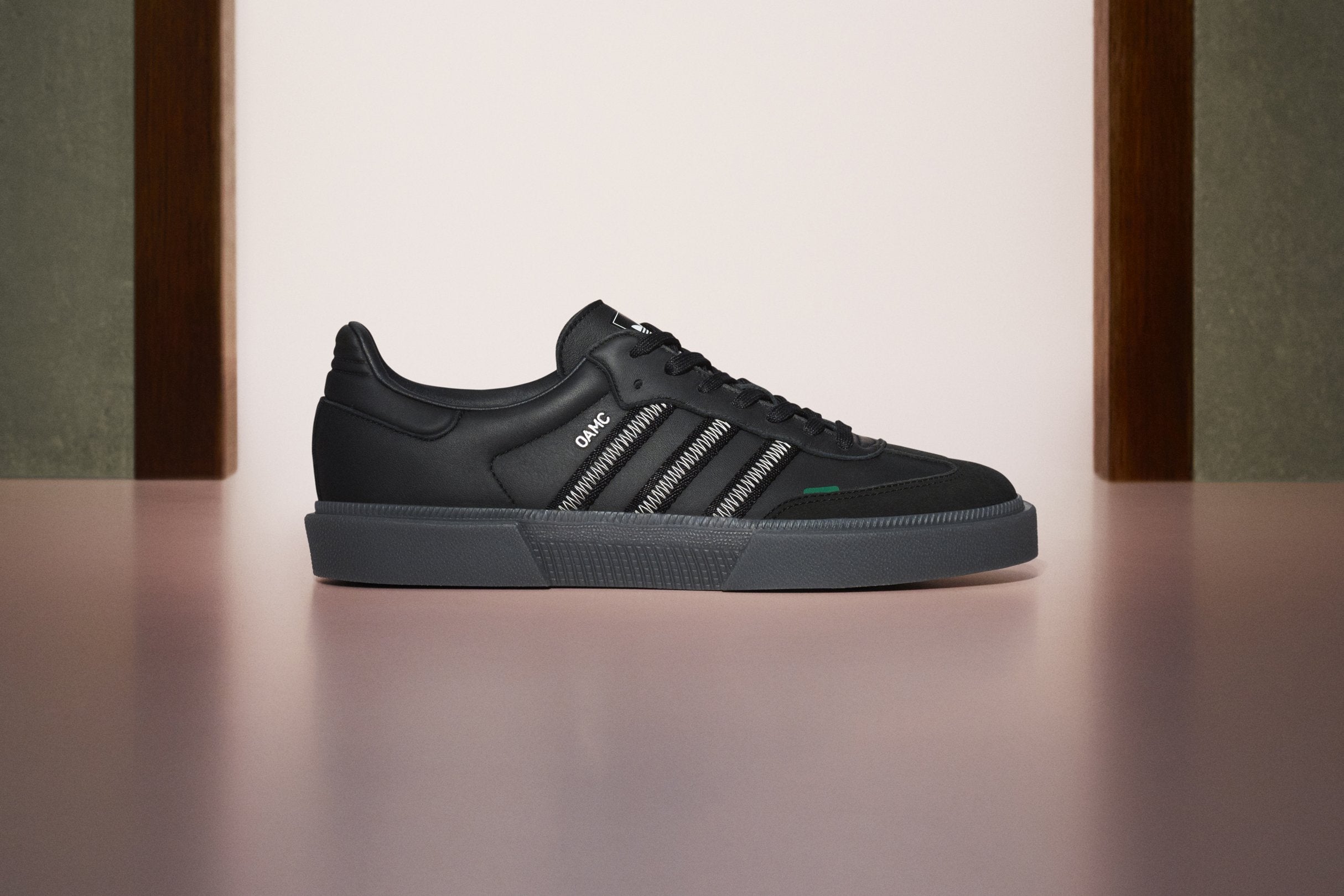 Adidas Originals x Type O-8 - Core Black
