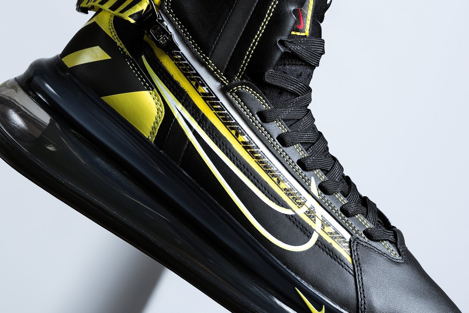 Air Max 720 Saturn AS QS - Black/Dynamic Yellow/University Red